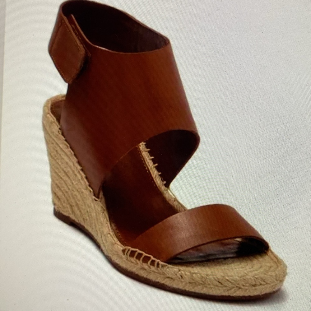 Vince Camuto  Laminda Wedge Espadrilles tan size 9 1/2
